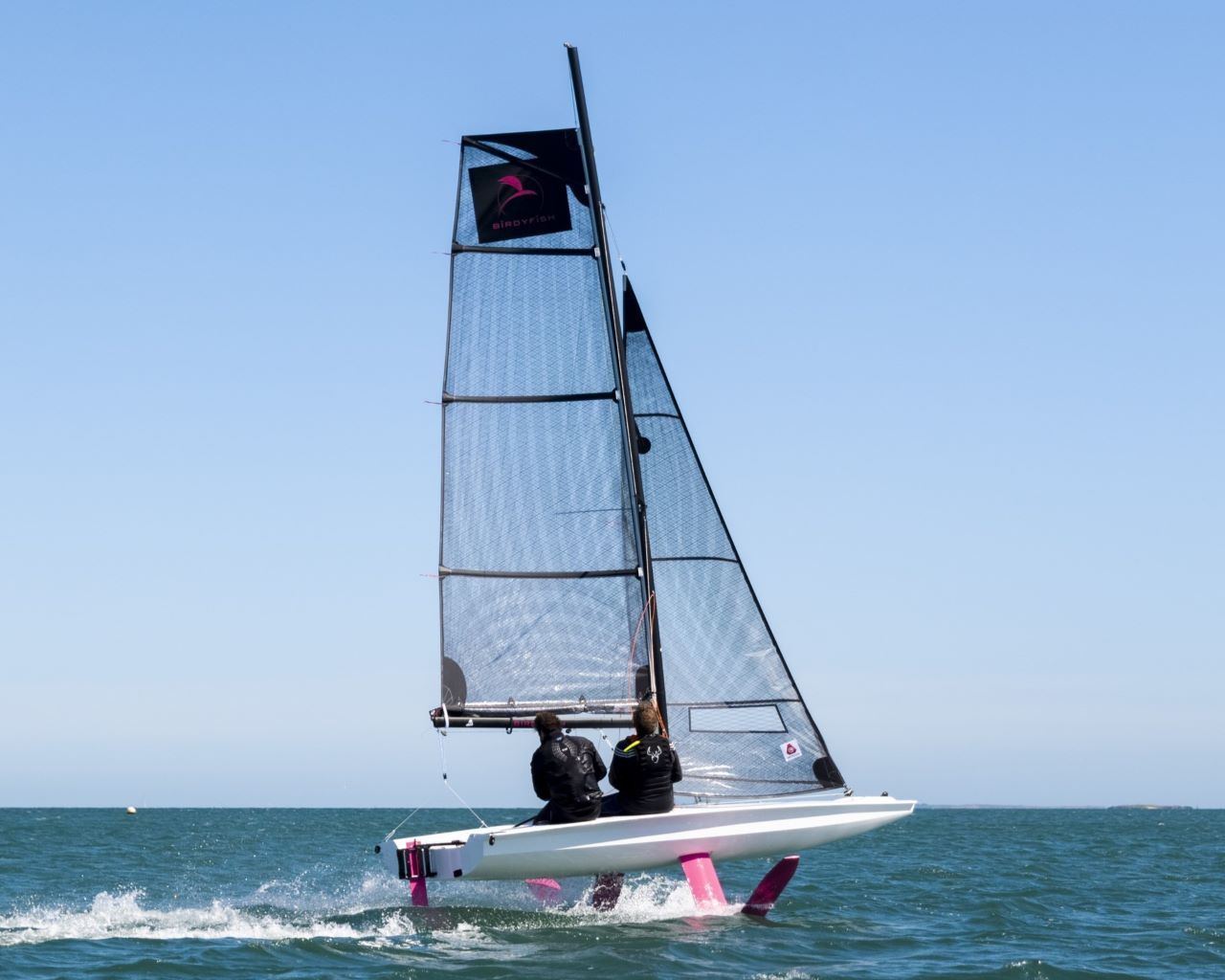 BIRDYFISH RACE segelfertig mit Slipwagen