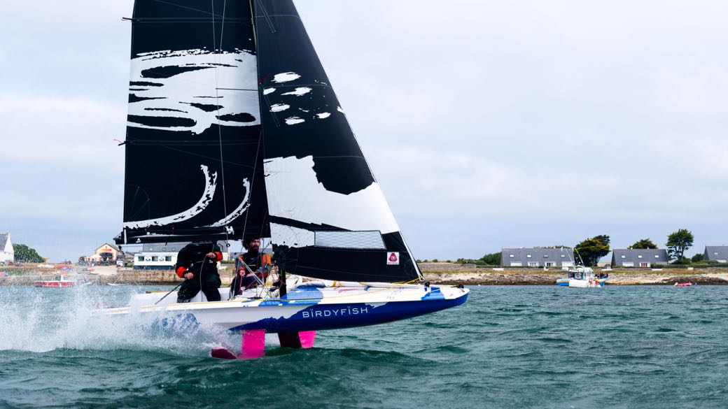 Birdyfish foiling segeljolle vollgas raumschots video vorschaltbild