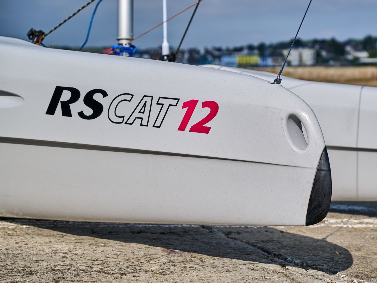 RS CAT12 ohne Fockpaket segelfertig RS CAT12 ohne Fockpaket segelfertig