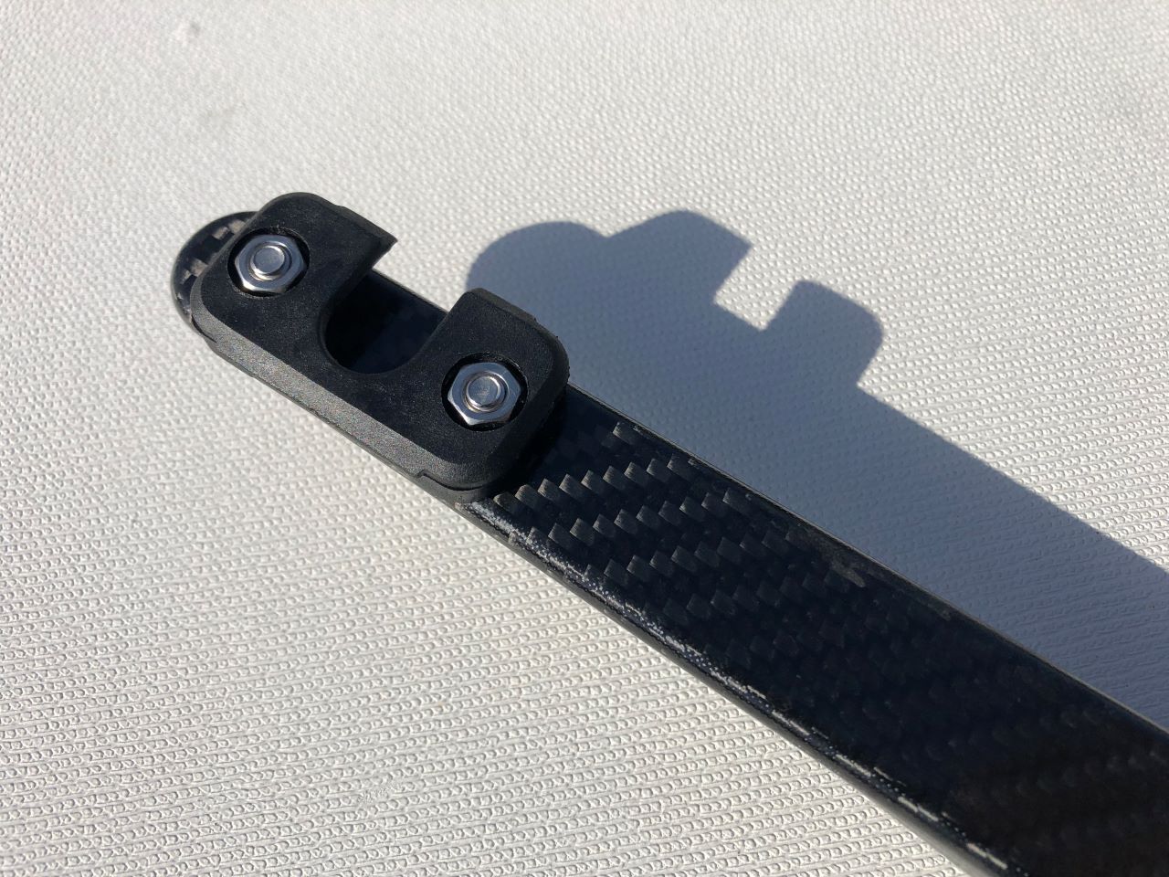 pinne_carbon_E6_ILCA_black_dog_ILC204_5