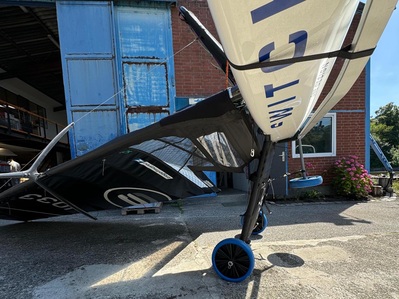 Side trolley for launching Switch One Design Side trolley for launching Switch One Design