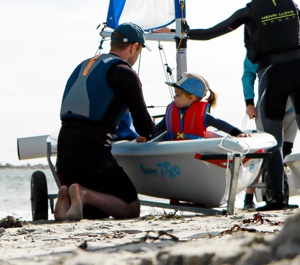 Pico oceanplay segeljolle kindersegeln vom strand