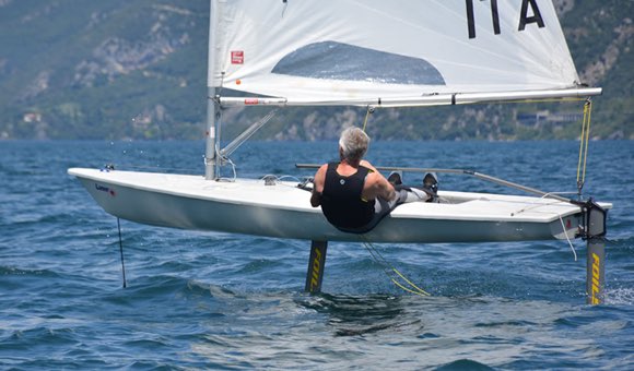 Foilsz ilca laser foiling gardasee action