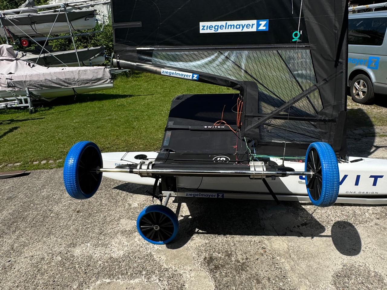 Side trolley for launching Switch One Design Side trolley for launching Switch One Design