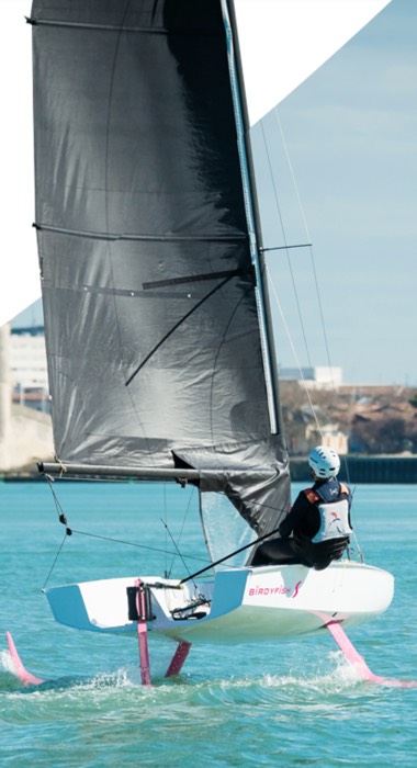 Segeljolle birdyfish s foilt bei 3 windstaerken