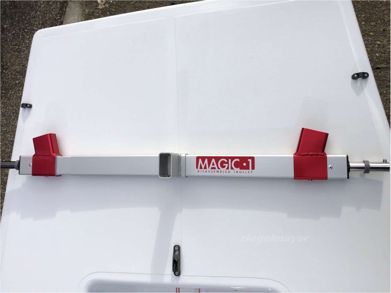 trd-magic-5 Slipwagen ILCA.LASER® TRD MAGICTROLLEY, zerlegbar, mit Osmose-Schutz