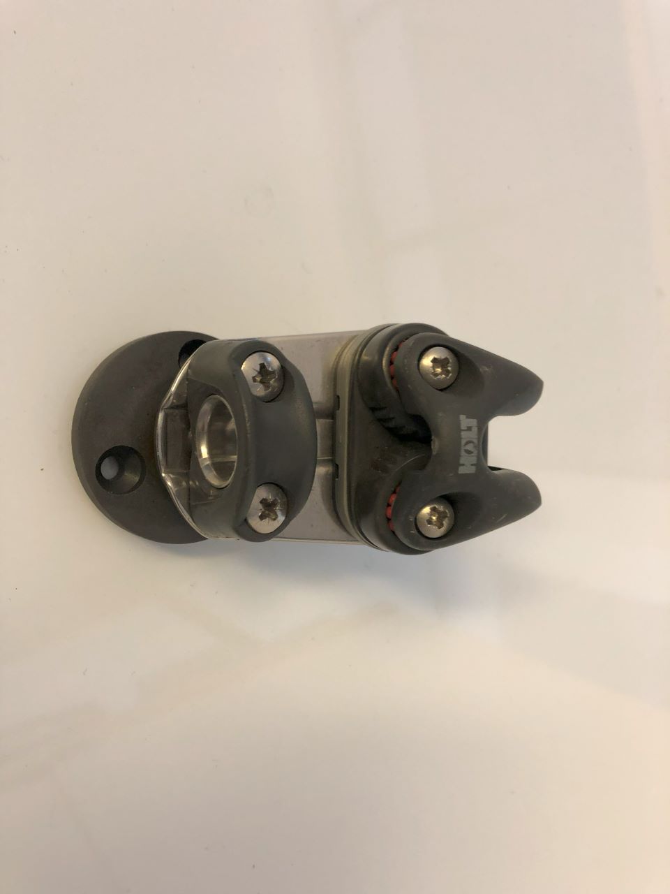 klemme-holt-wirbel-fuer-gennakerfall-stratos