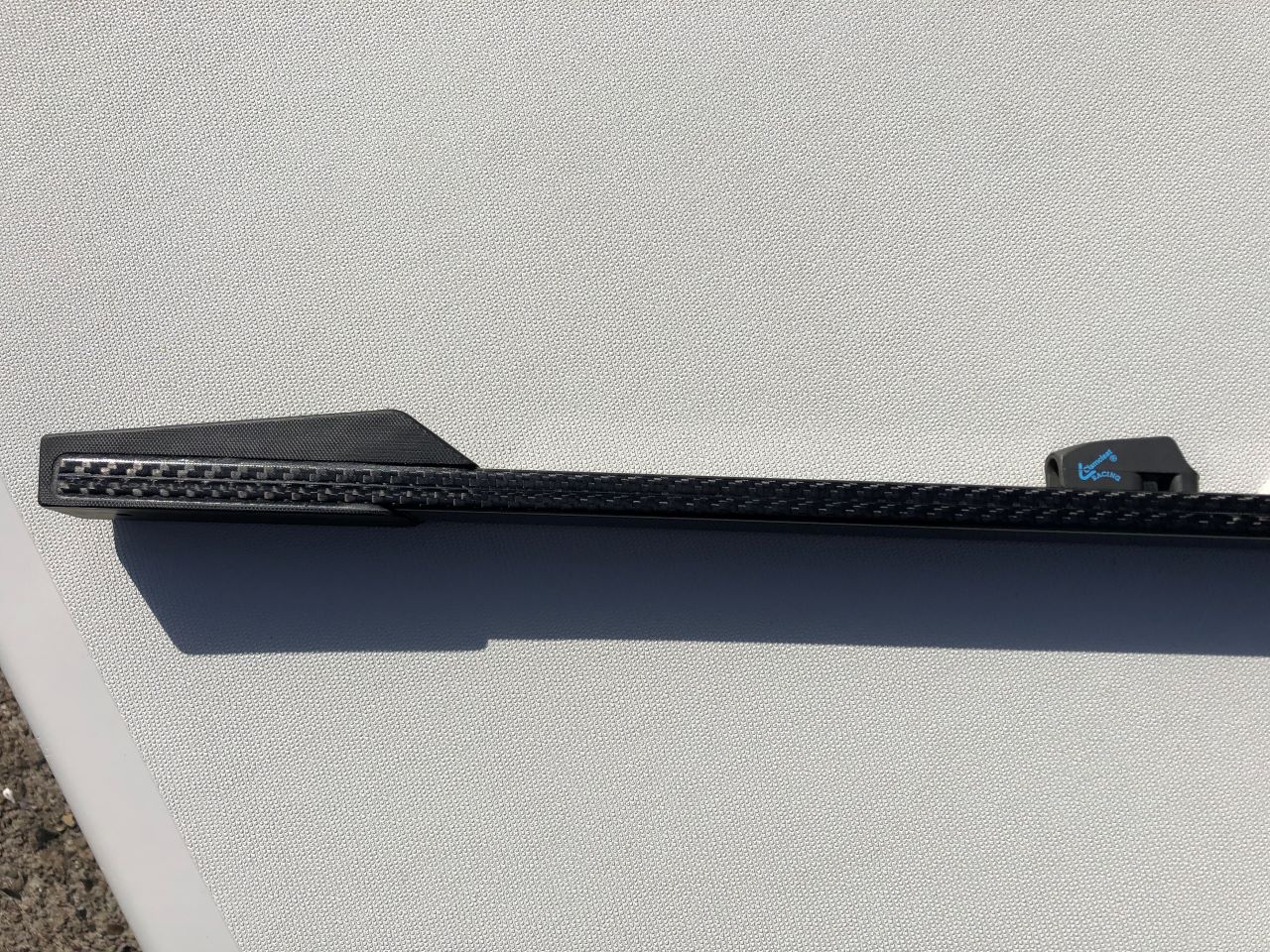 pinne_carbon_E6_ILCA_black_dog_ILC204_4