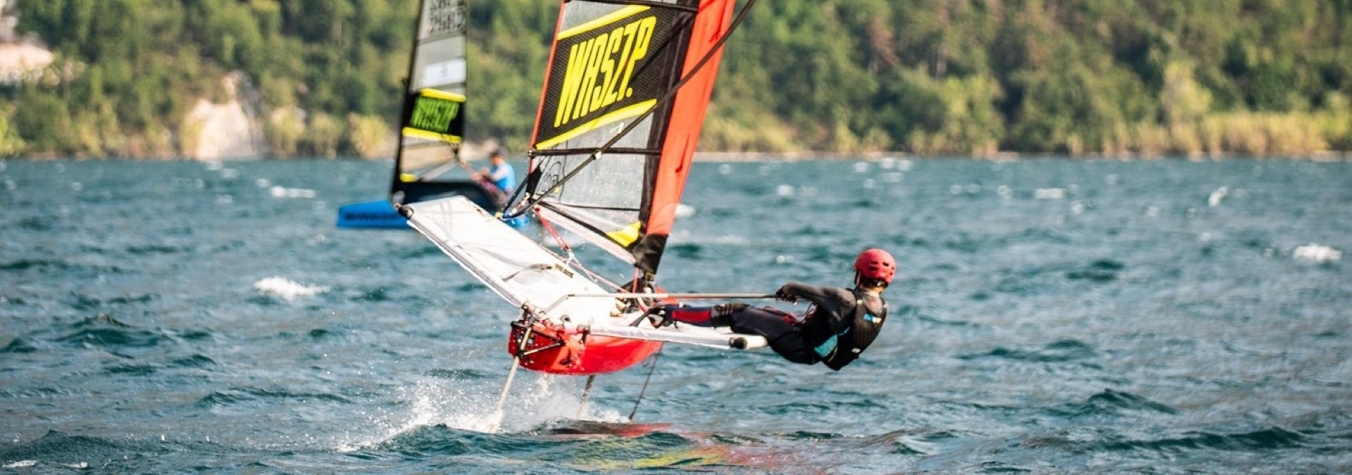 Foiling WASZP an der kreuz